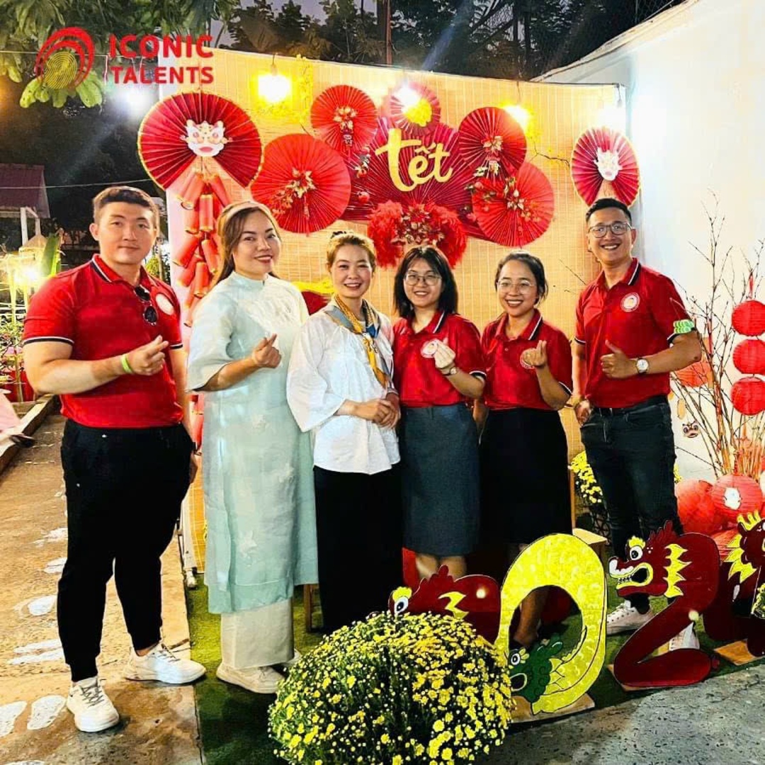 Tư liệu Team trong hoạt động giao lưu dịp Tết