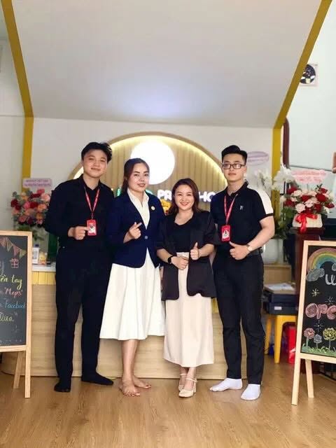 Chăm sóc Fanpage trường học: bài viết, video và SEO